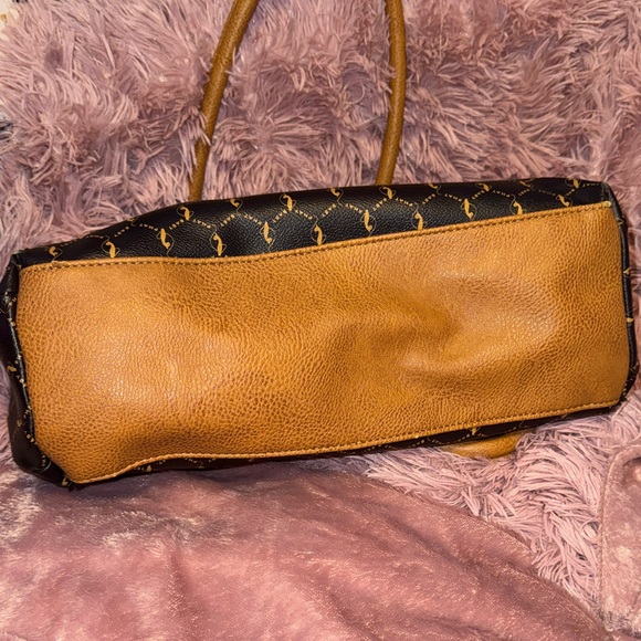 Baby Phat Black and Tan Shoulder Bag - Picture 7 of 7